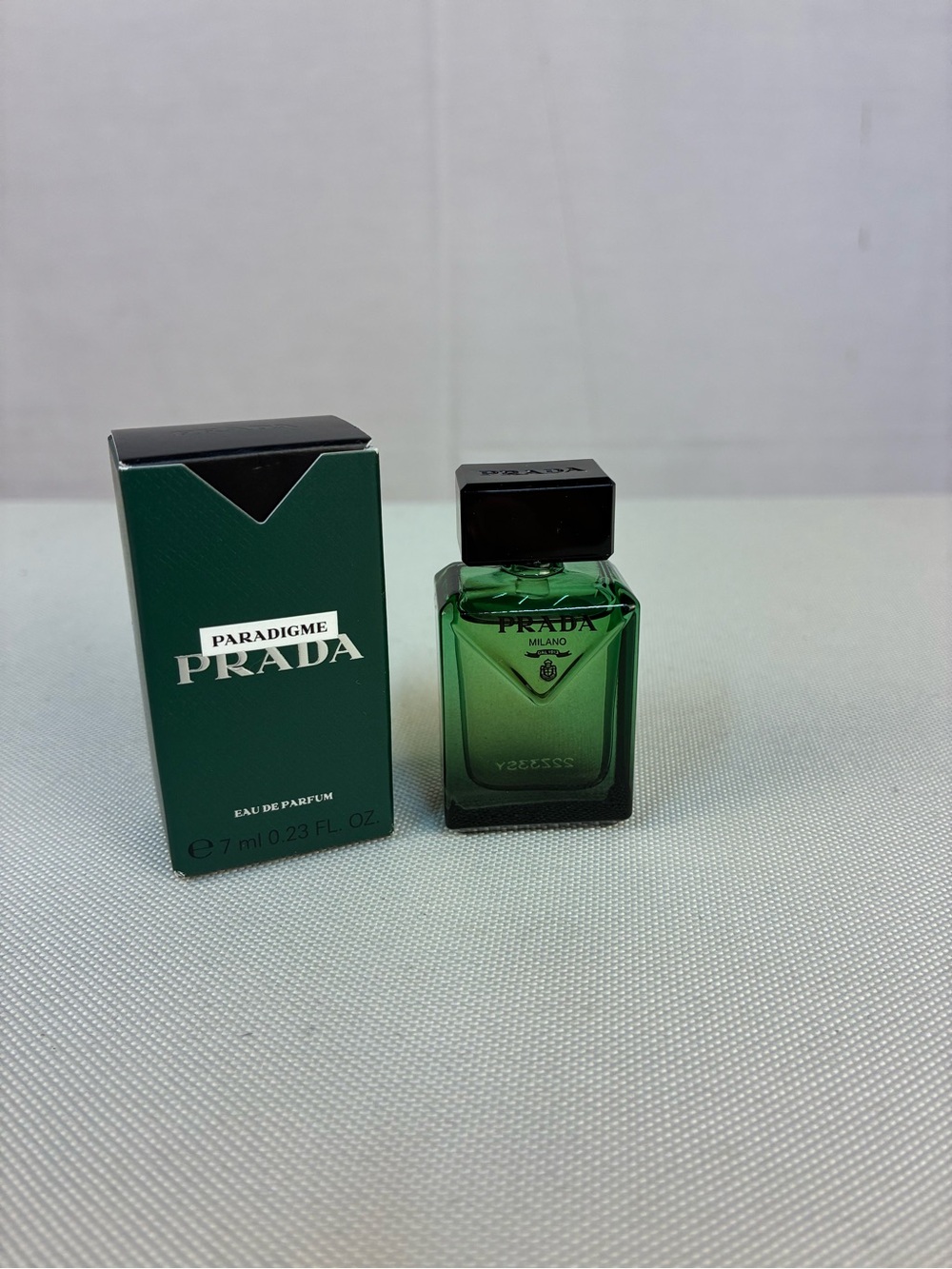 NIB Prada Paradigme Eau du Parfum Mini 7 ML